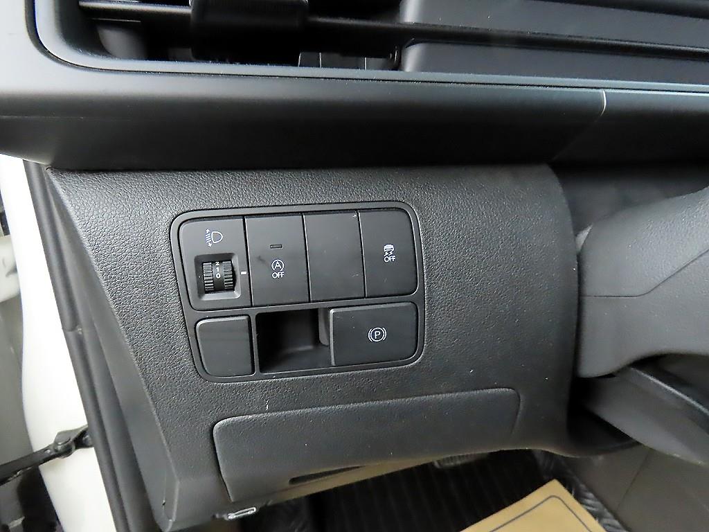 HYUNDAI Staria - Vista 12