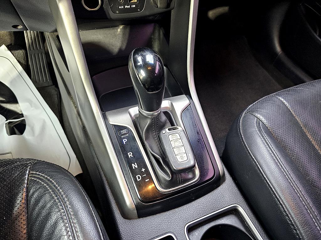 HYUNDAI i30 2014 Plateado - Importación desde Corea - HF Imports Iquique - Foto 17