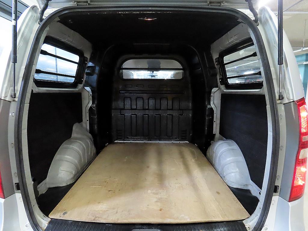 HYUNDAI Starex 2010 - Importación desde Corea - HF Imports Iquique - Foto 15
