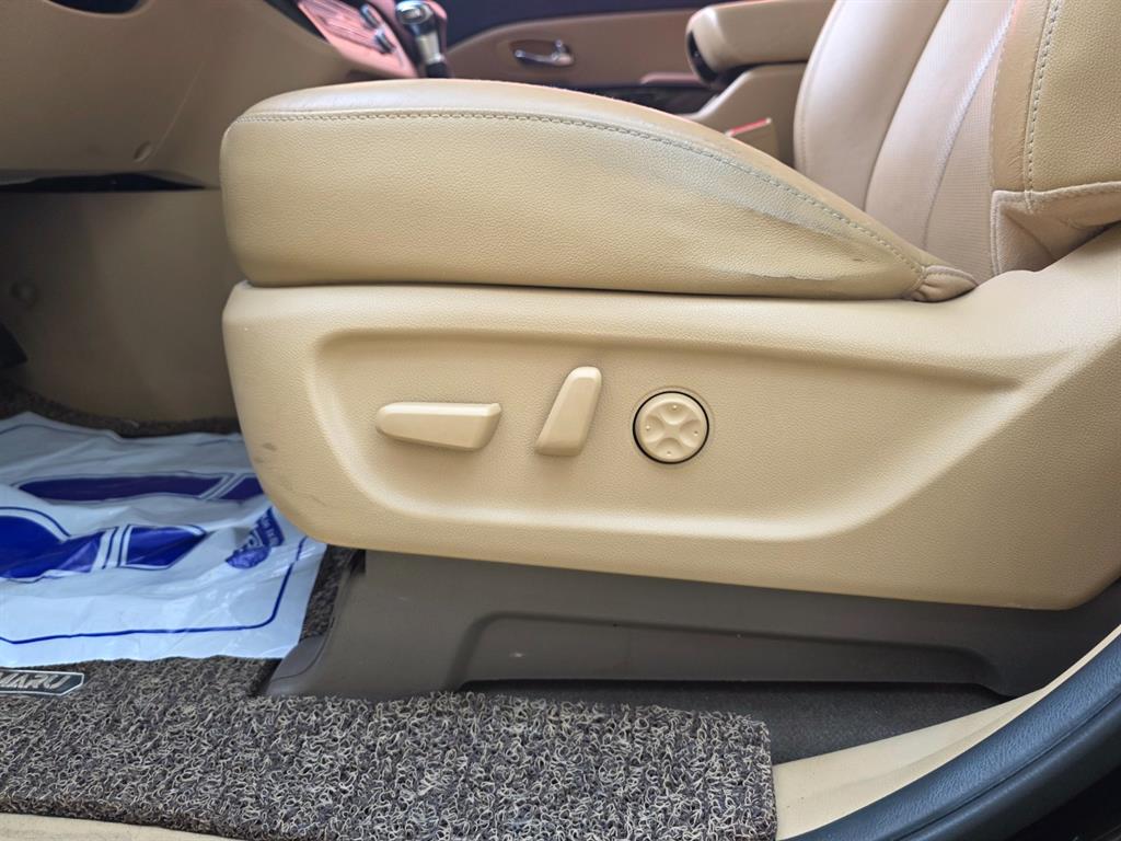 KIA Carnival 2018 Negro - Importación desde Corea - HF Imports Iquique - Foto 13