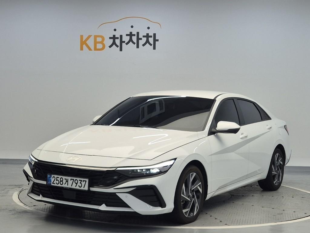 HYUNDAI Avante 2025 Blanco - Importación desde Corea - HF Imports Iquique - Foto 1