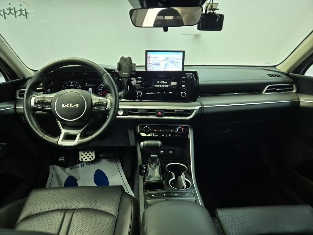 KIA K5 - Vista 7
