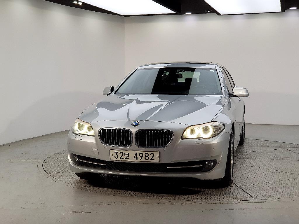 BMW 5 Series - Vista 2