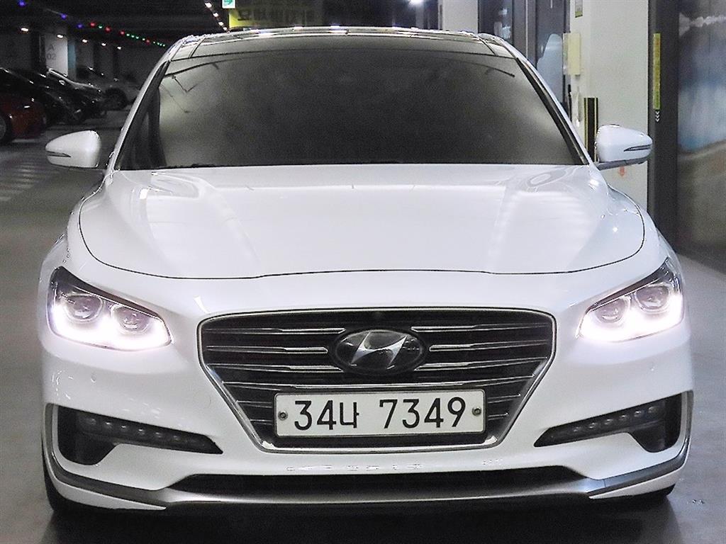 HYUNDAI Grandeur - Vista 2