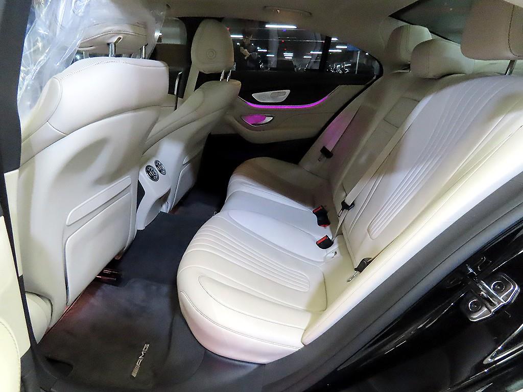 Mercedes Benz CLS Class - Vista 7