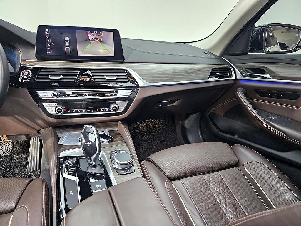 BMW 5 Series - Vista 9