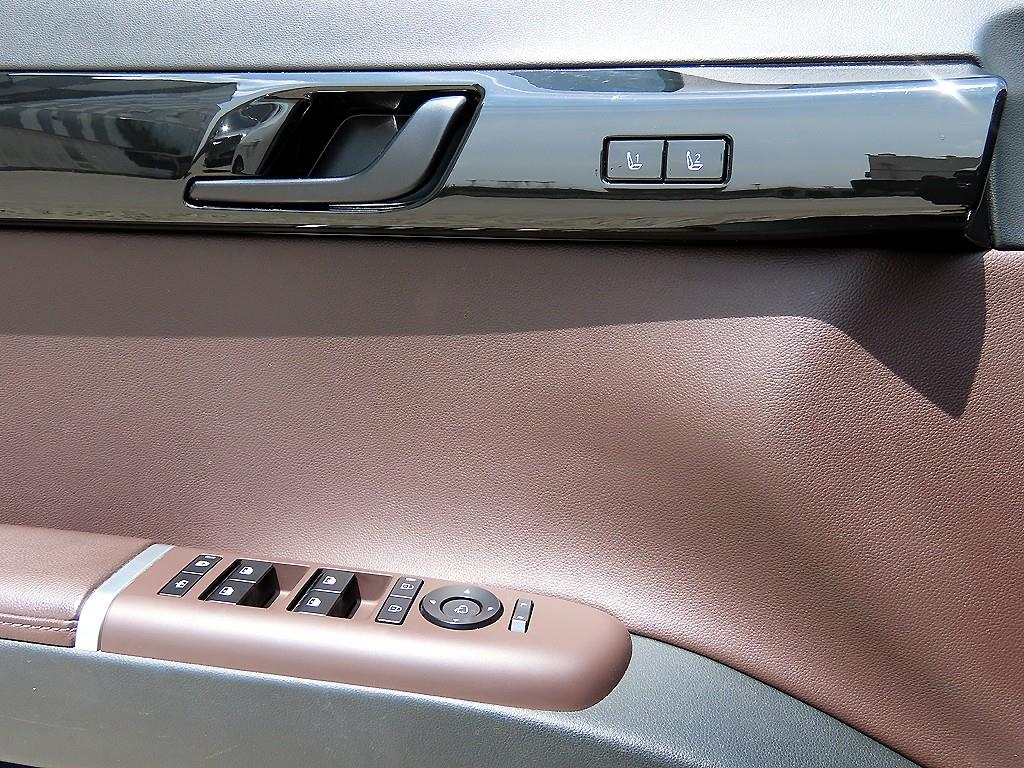 HYUNDAI Grandeur - Vista 12