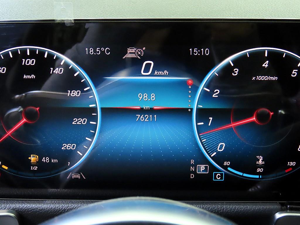 Mercedes Benz GLB Class - Vista 9