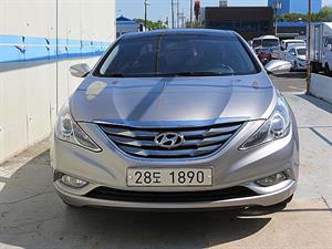 HYUNDAI Sonata - Vista 2