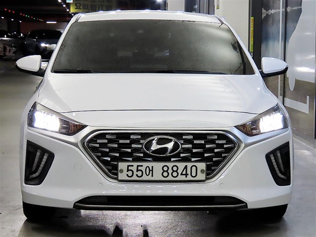 HYUNDAI Ioniq - Vista 2