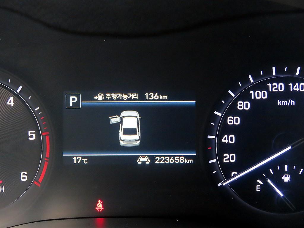 Genesis G80 - Vista 9