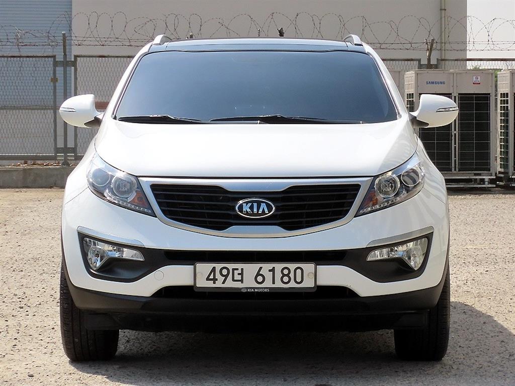 KIA Sportage 2013 Blanco - Importación desde Corea - HF Imports Iquique - Foto 1