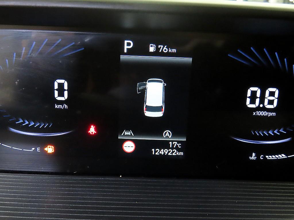 HYUNDAI Staria - Vista 8