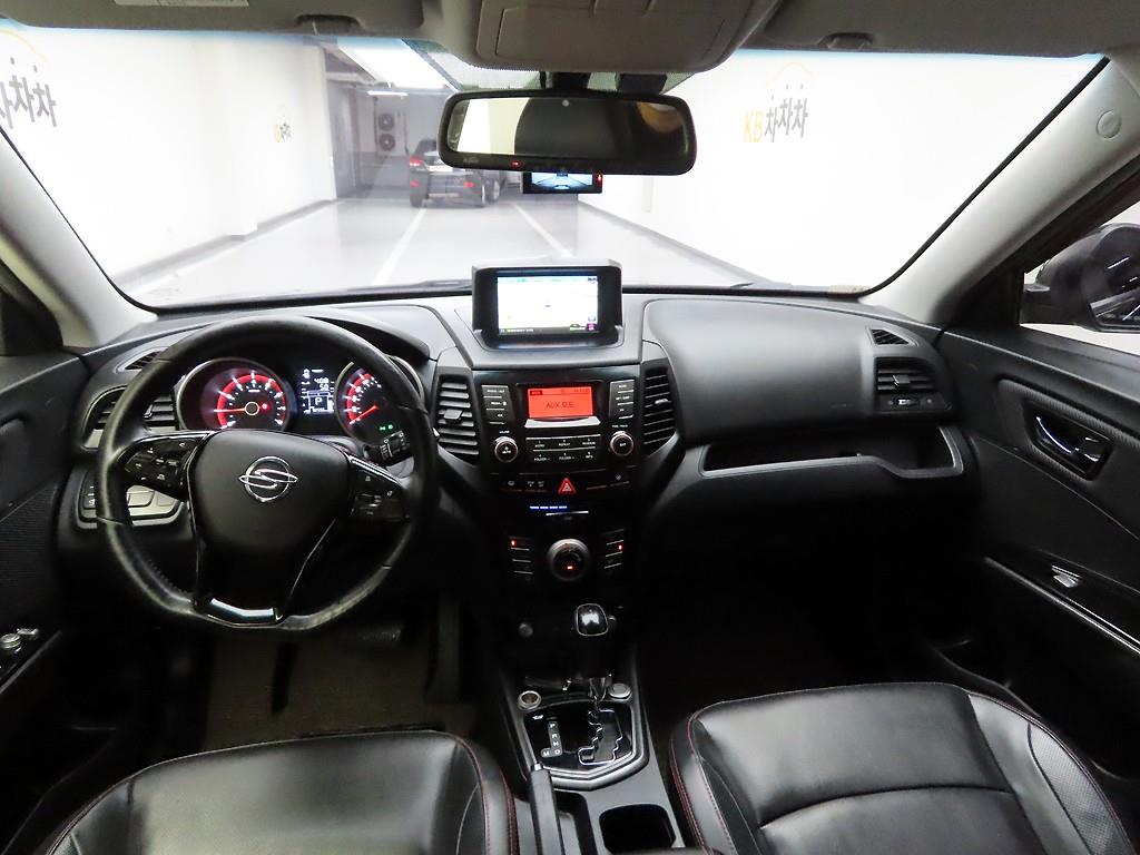 Ssangyong Tivoli - Vista 6
