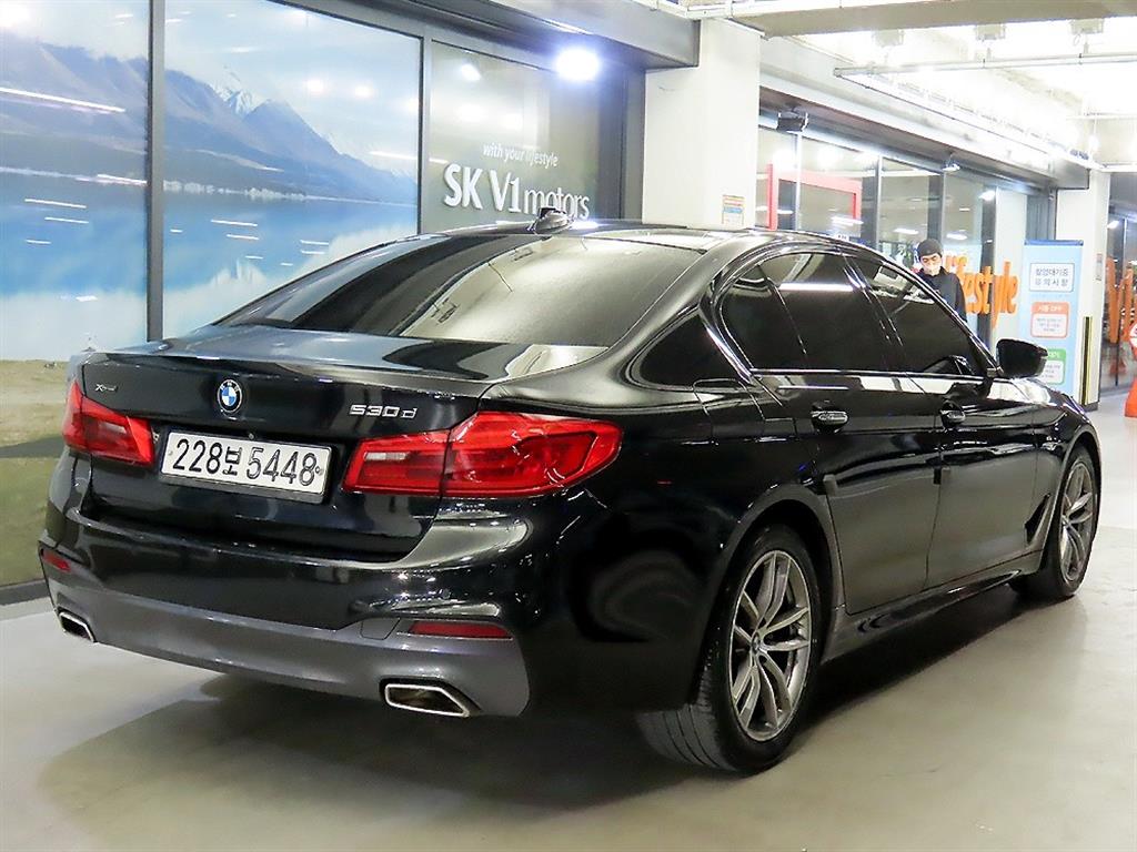 BMW 5 Series - Vista 4