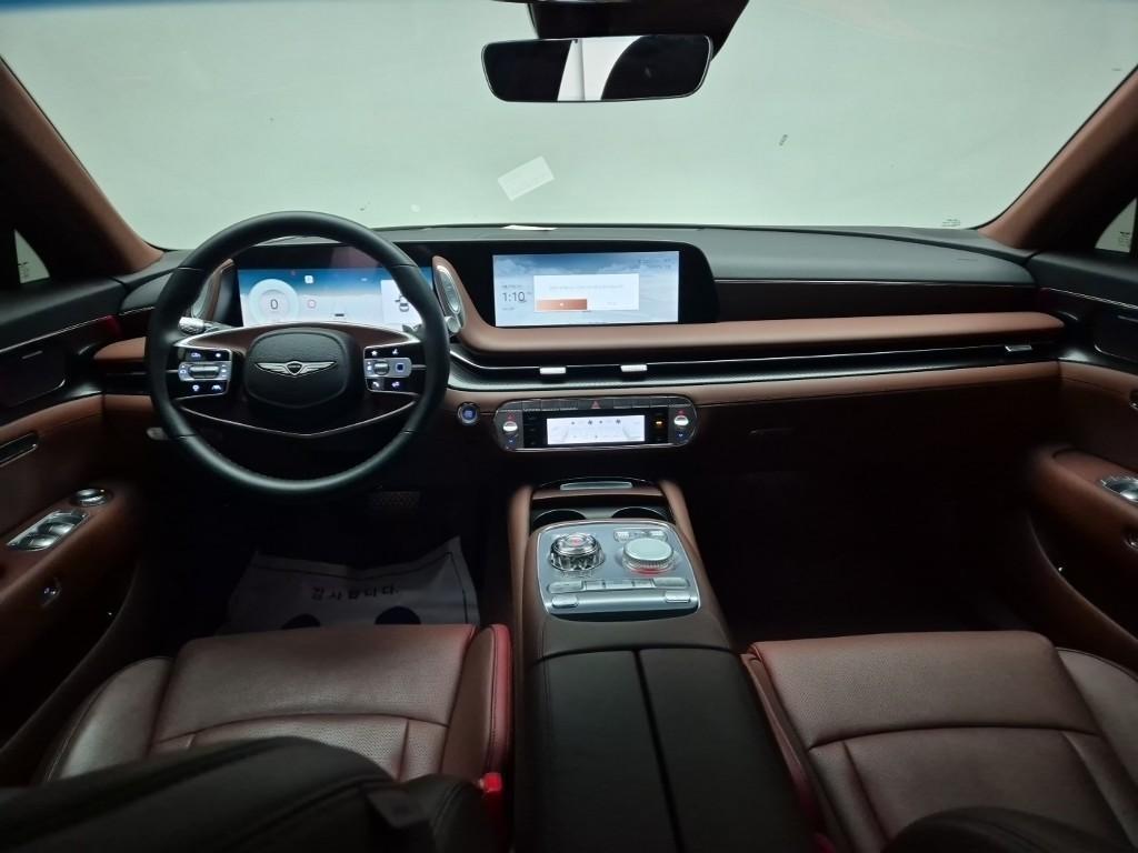 Genesis G90 - Vista 7