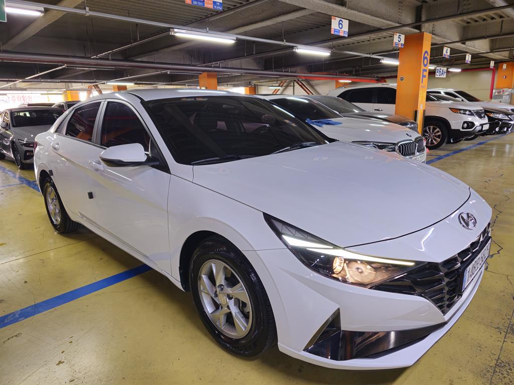 HYUNDAI Avante 2021 Blanco - Importación desde Corea - HF Imports Iquique - Foto 1