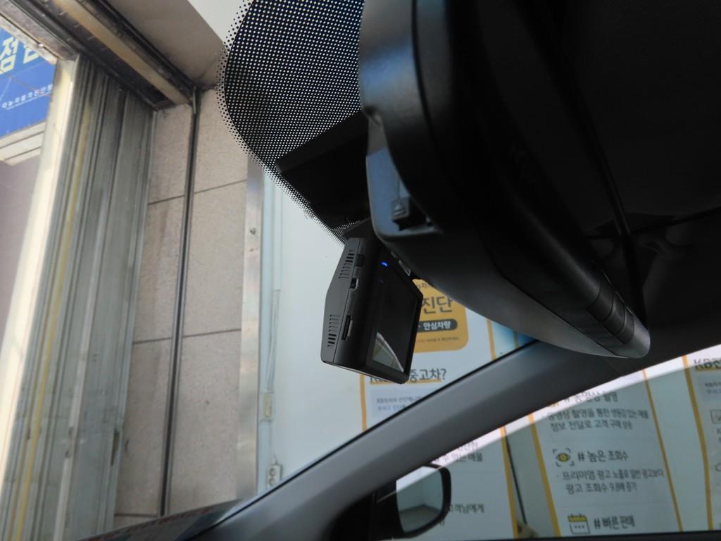 HYUNDAI Avante - Vista 11
