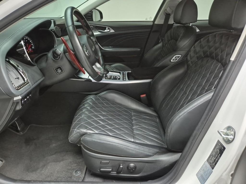 KIA Stinger - Vista 11