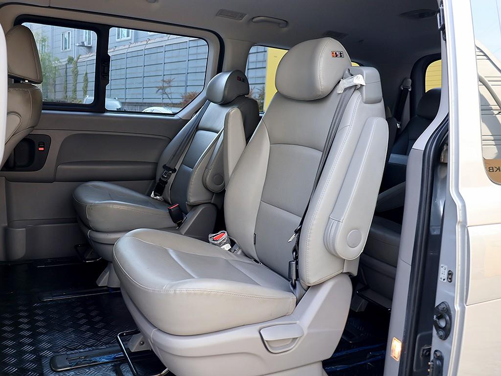 HYUNDAI Starex 2020 Gris - Importación desde Corea - HF Imports Iquique - Foto 12
