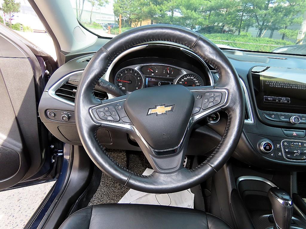 Chevrolet Malibu - Vista 8