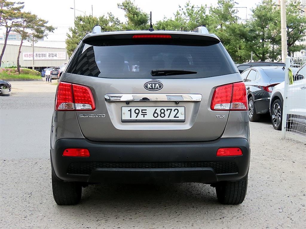 KIA Sorento - Vista 4