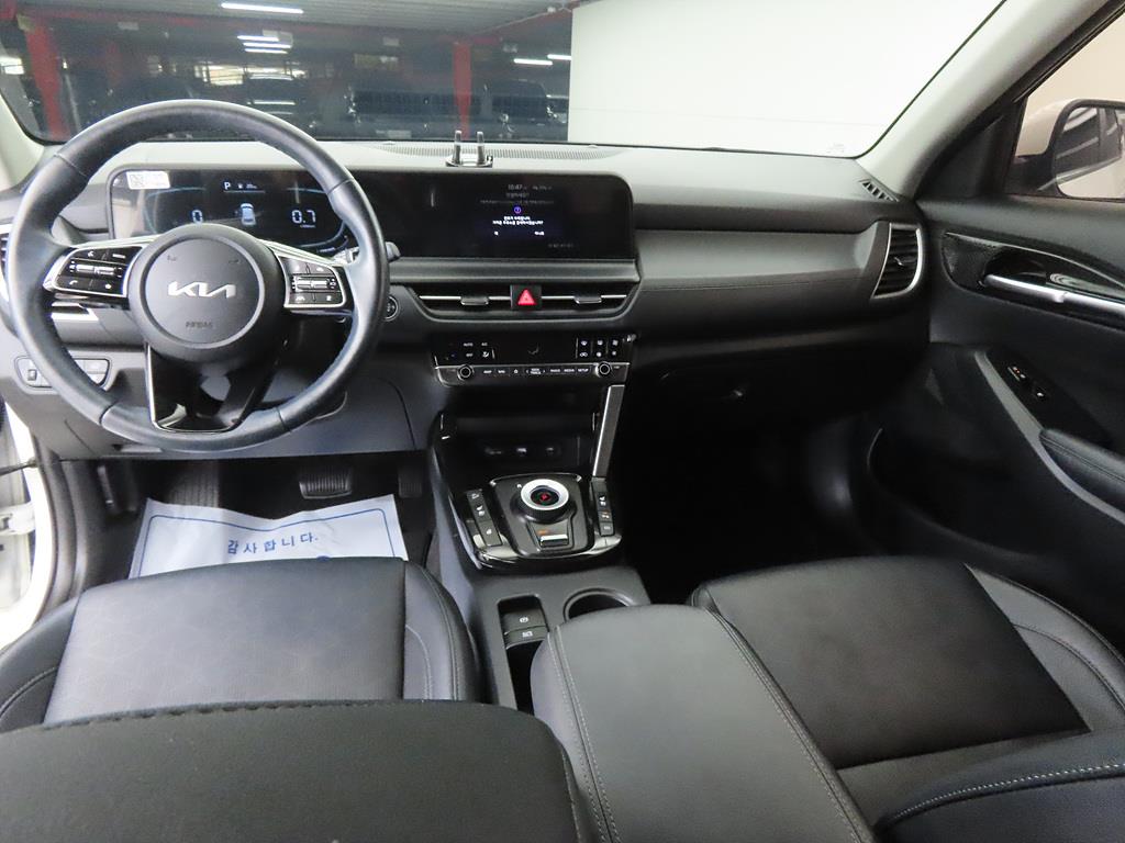 KIA Seltos - Vista 7