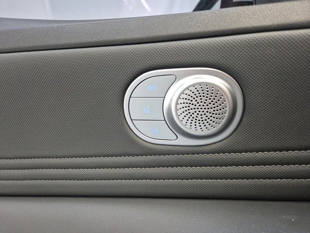 HYUNDAI Avante - Vista 8