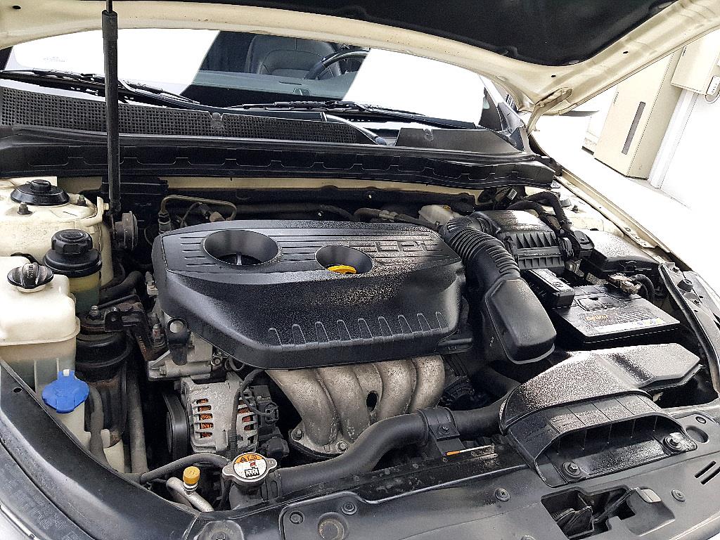 KIA K5 - Vista 6