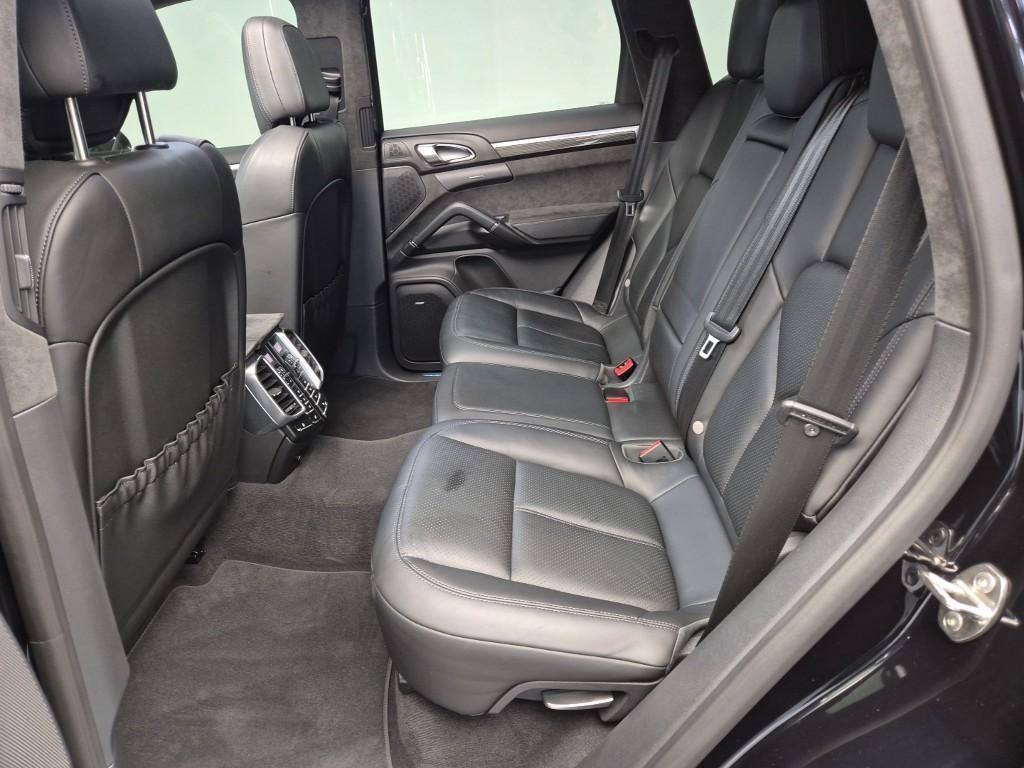 Porsche Cayenne - Vista 12