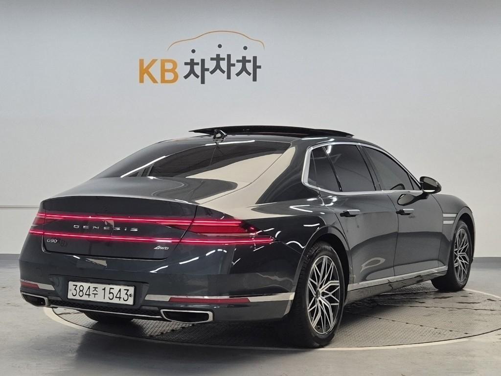 Genesis G90 - Vista 3