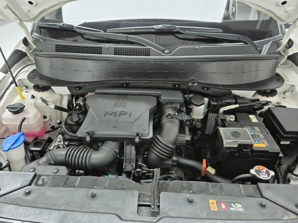 HYUNDAI Casper - Vista 5