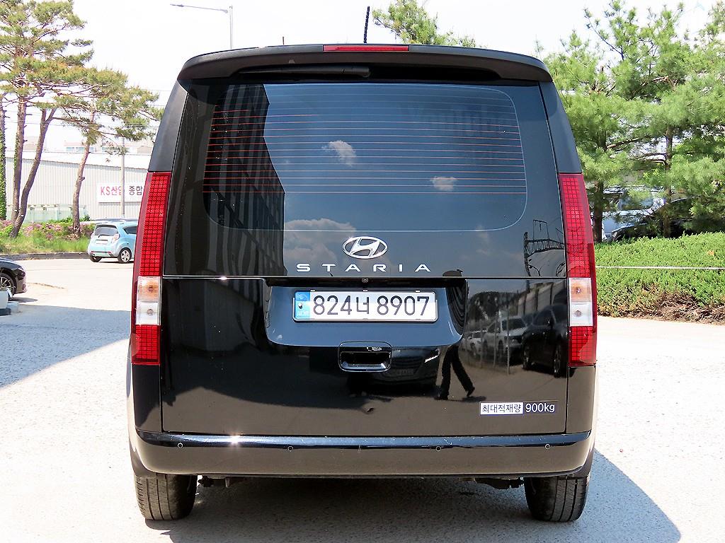 HYUNDAI Staria - Vista 4