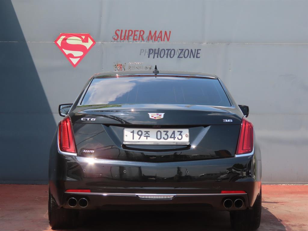 Cadillac CT6 - Vista 5