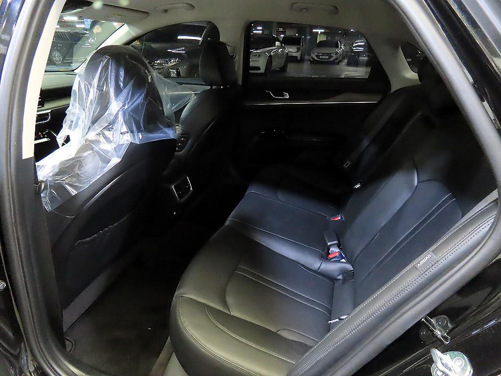 KIA K5 - Vista 7