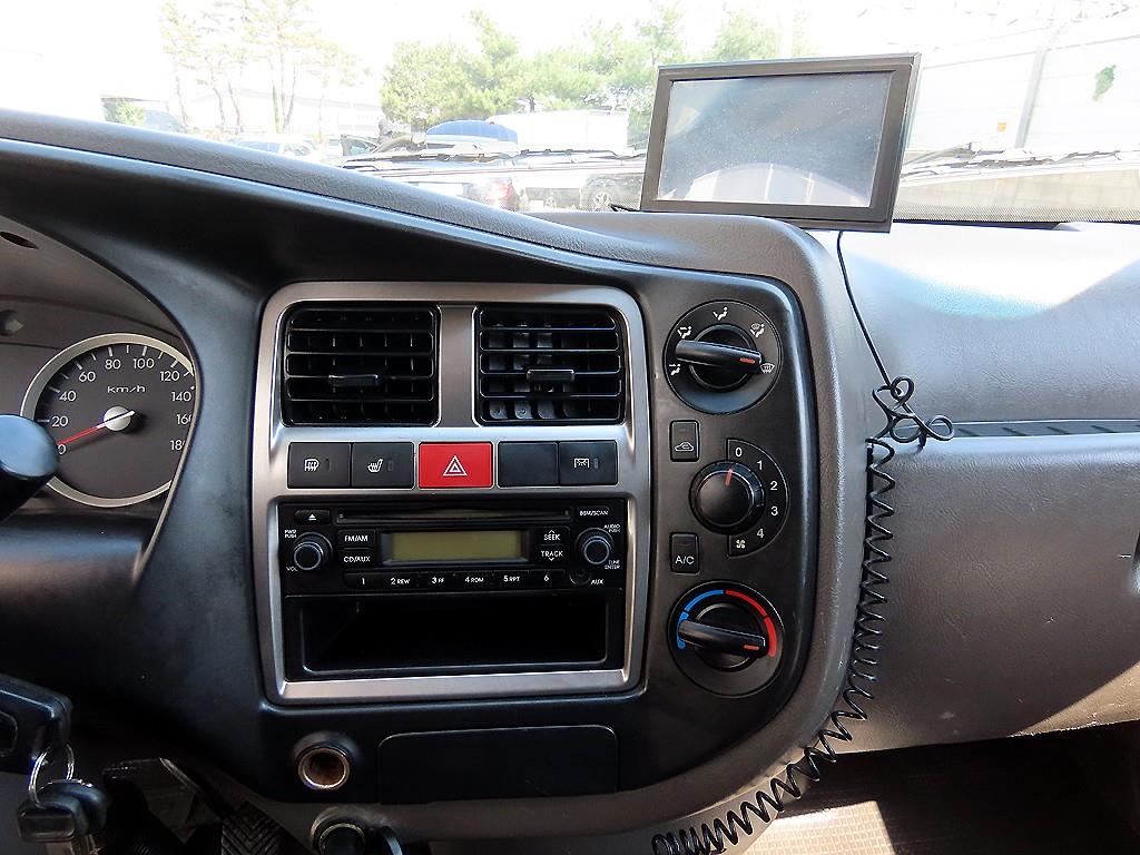 Small Truck Special (sneck/mobile sales) 2012 Blanco - Importación desde Corea - HF Imports Iquique - Foto 17