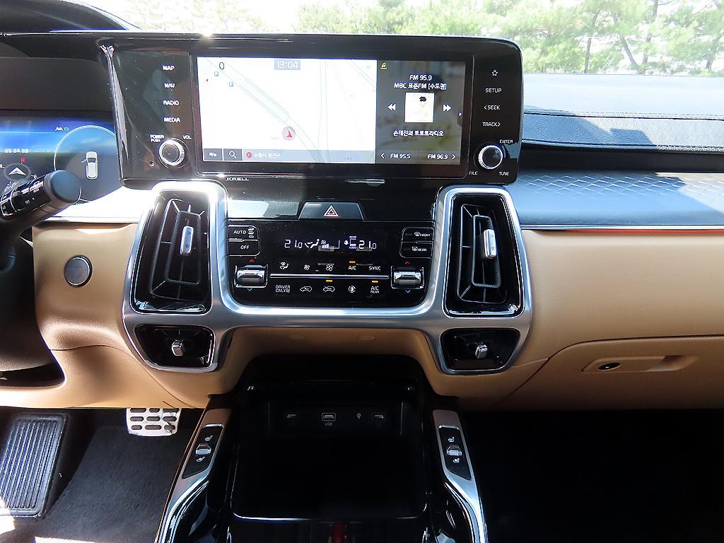 KIA Sorento 2023 Blanco - Importación desde Corea - HF Imports Iquique - Foto 13