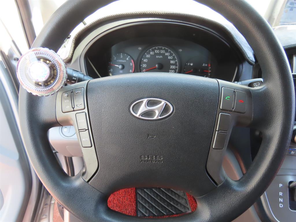 HYUNDAI Starex 2014 Gris - Importación desde Corea - HF Imports Iquique - Foto 13