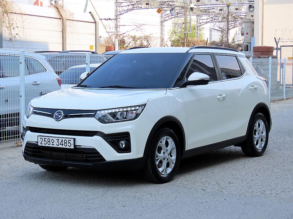 Ssangyong Tivoli - Vista 2