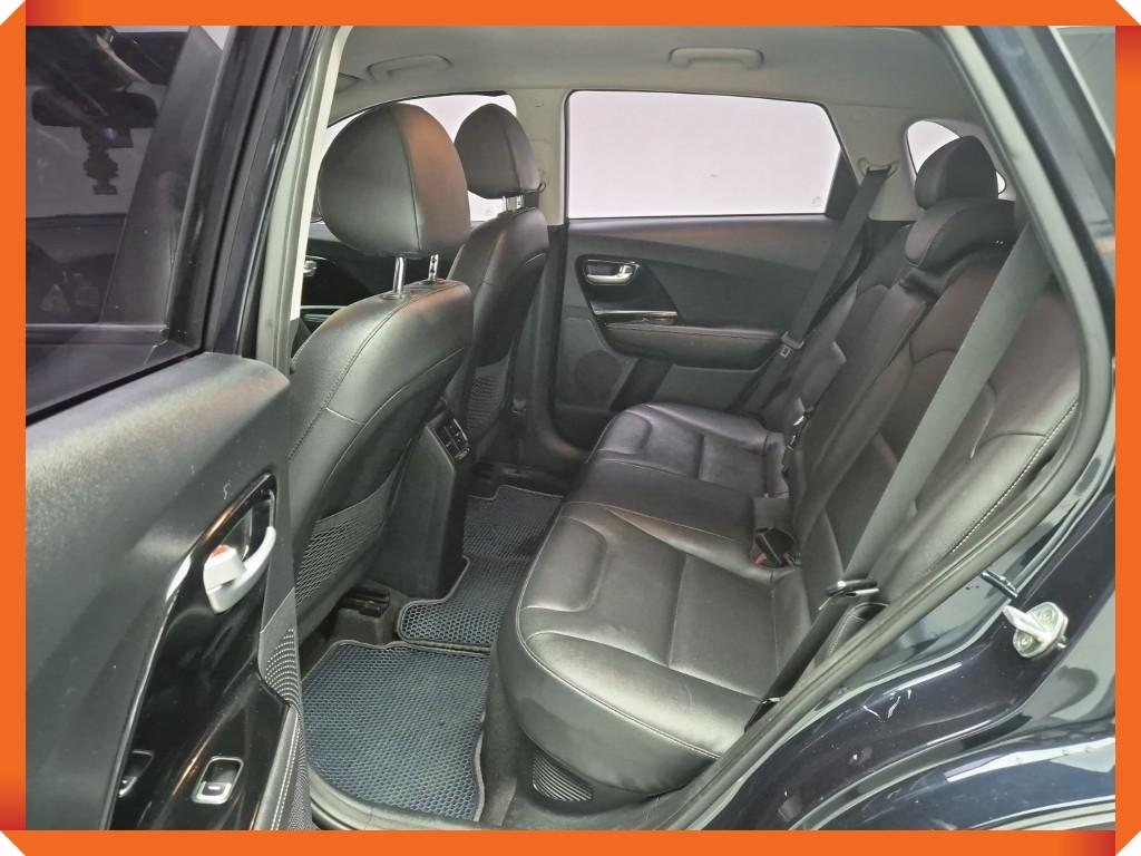 KIA Niro - Vista 10