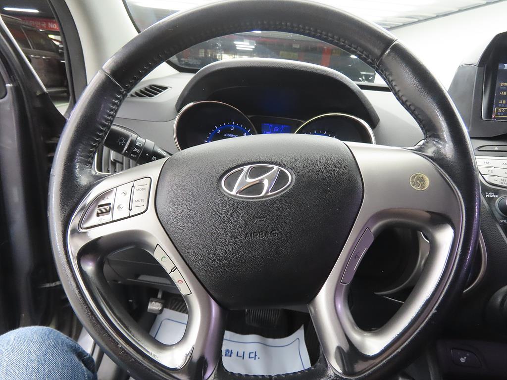 HYUNDAI Tucson - Vista 8