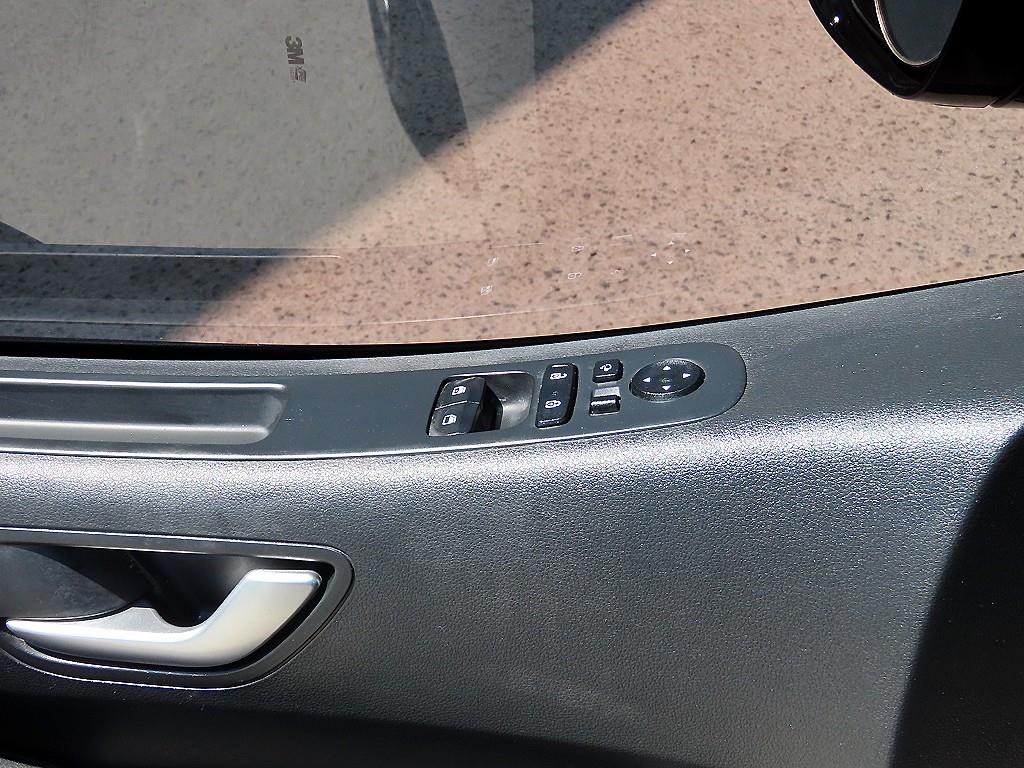 HYUNDAI Staria - Vista 11