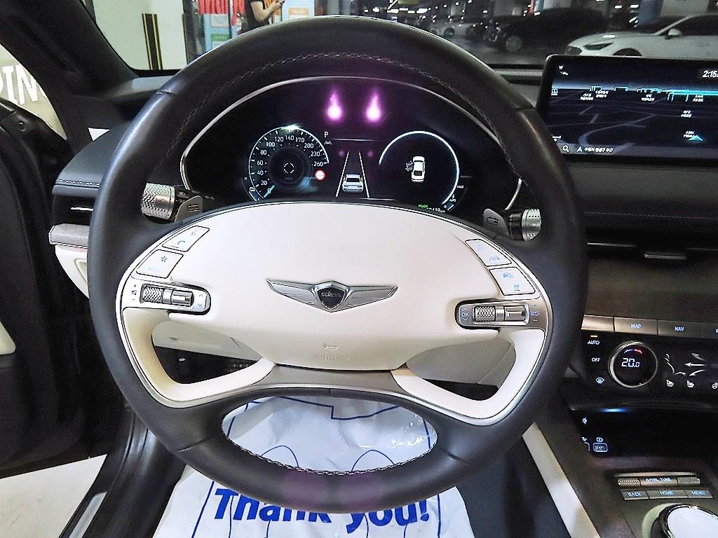 Genesis G80 - Vista 8