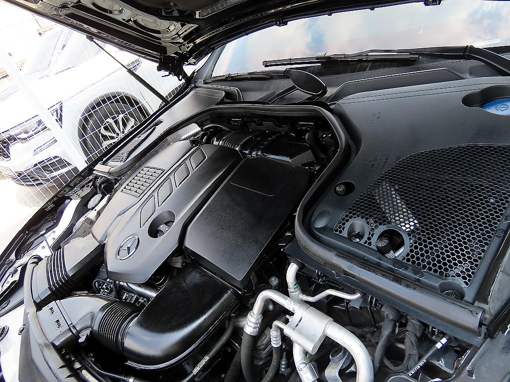 Mercedes Benz CLS Class 2020 Negro - Importación desde Corea - HF Imports Iquique - Foto 19