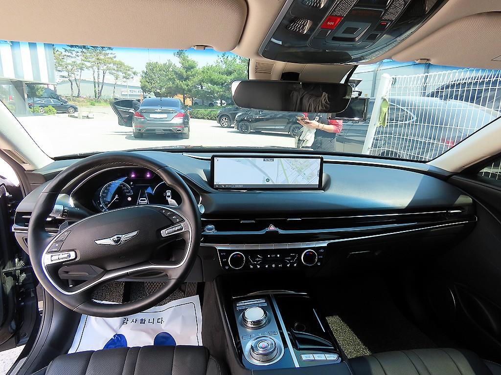 Genesis G80 - Vista 7