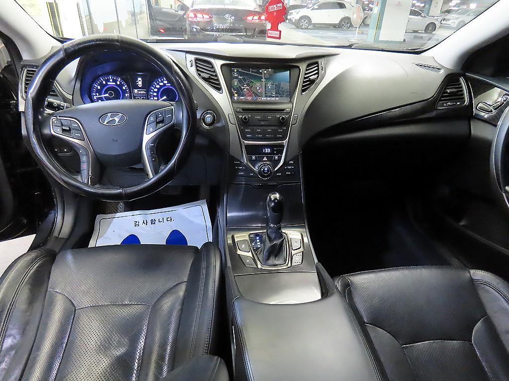 HYUNDAI Grandeur - Vista 10