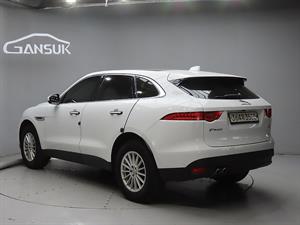 Jaguar F-PACE - Vista 6