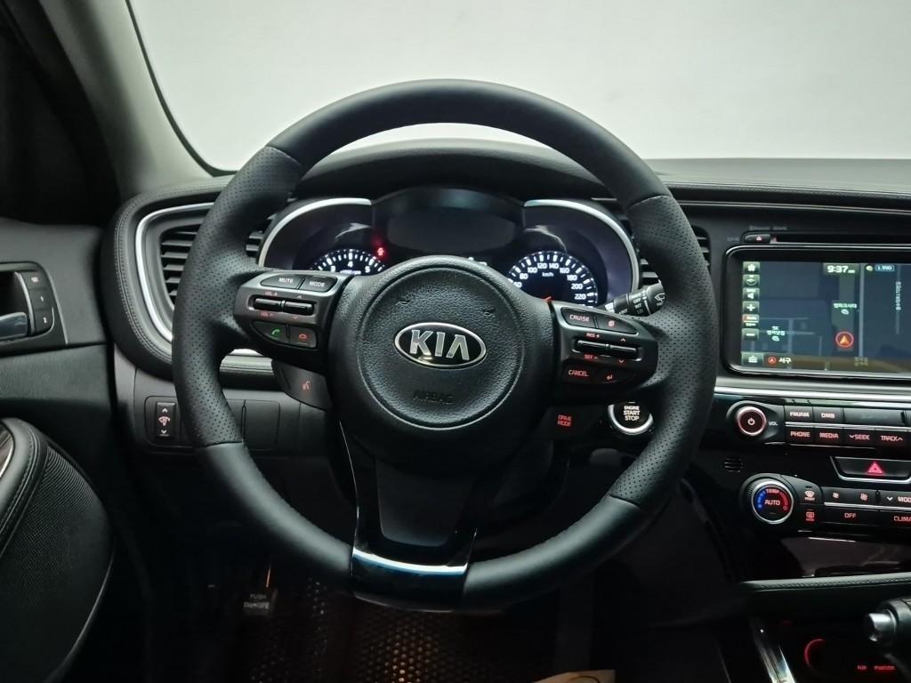 KIA K5 - Vista 9