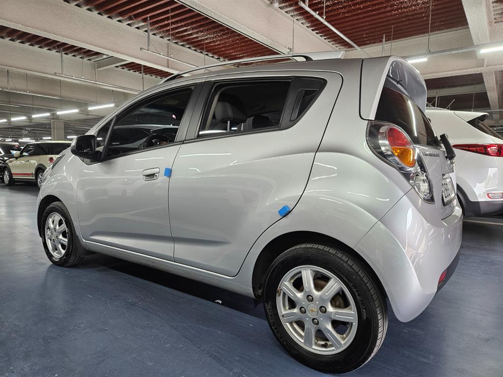 Chevrolet Spark - Vista 6