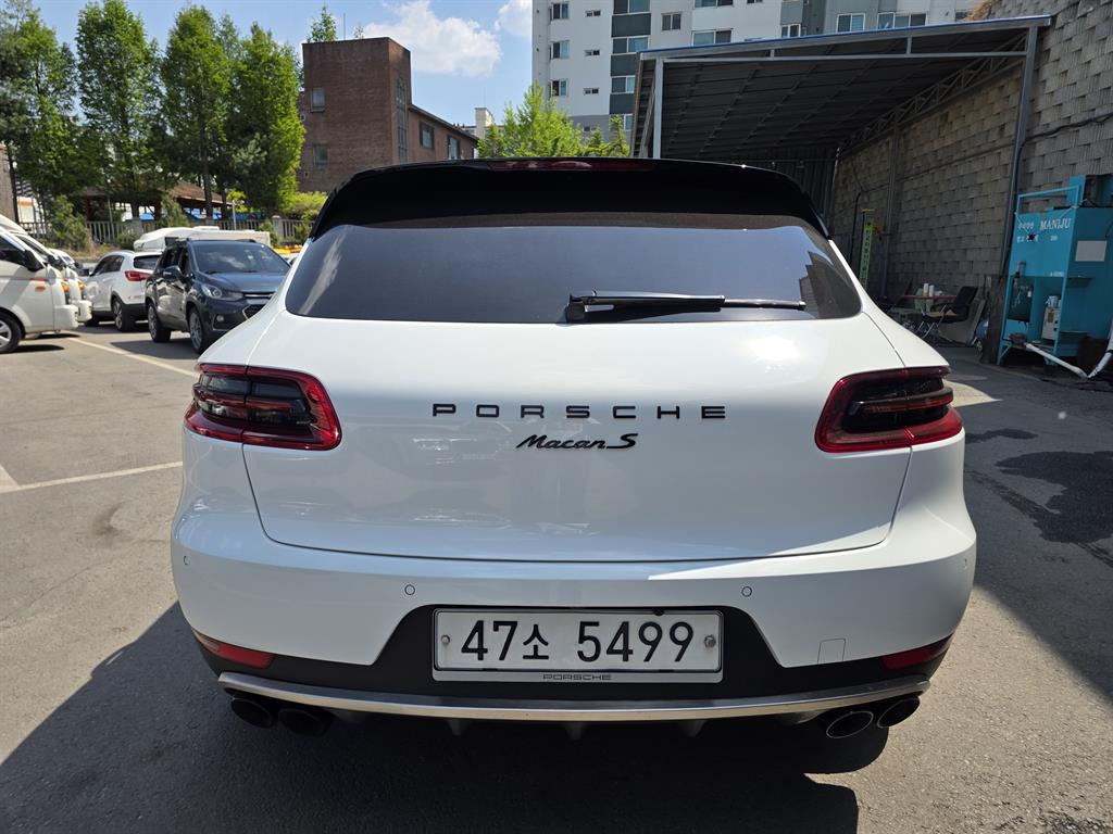 Porsche Macan - Vista 3